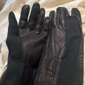 Hatch gloves nylon and leather gloves  medium/ large stretch